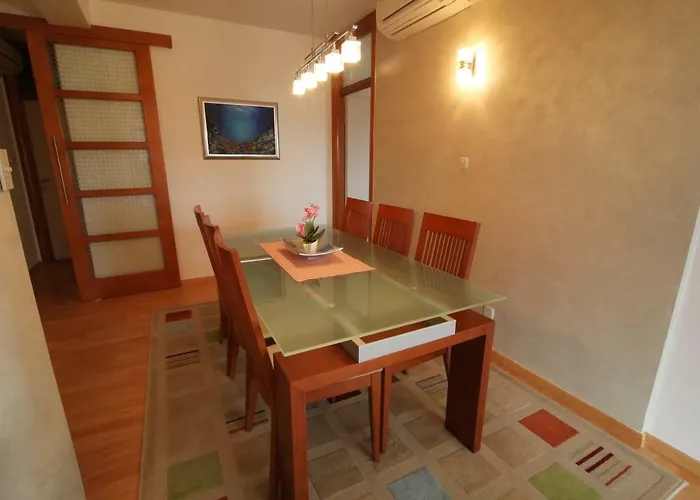 Apartment San Marino 2 Makarska