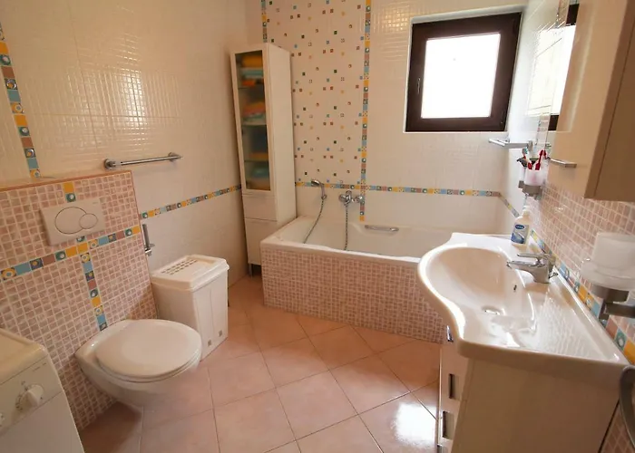 San Marino 2 * Makarska