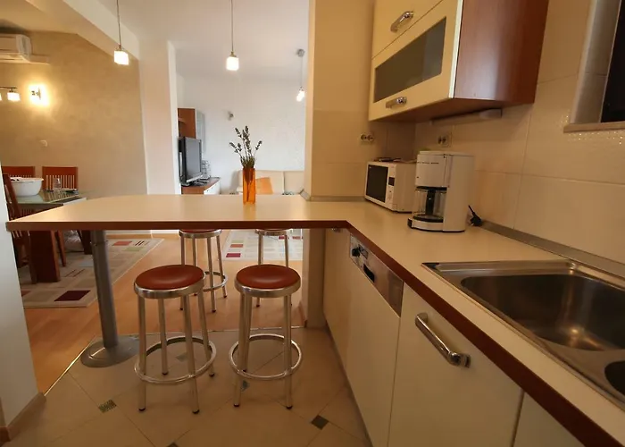 Apartment San Marino 2 *