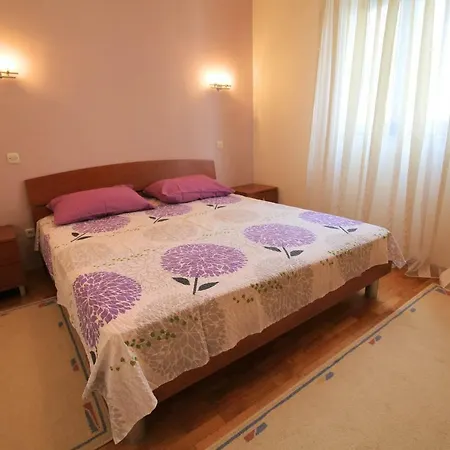 San Marino 2 Apartmán *